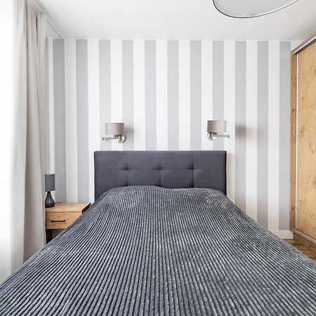 ורשה Fajny Apartament Z Parkingiem, Obok Metra. מראה חיצוני תמונה