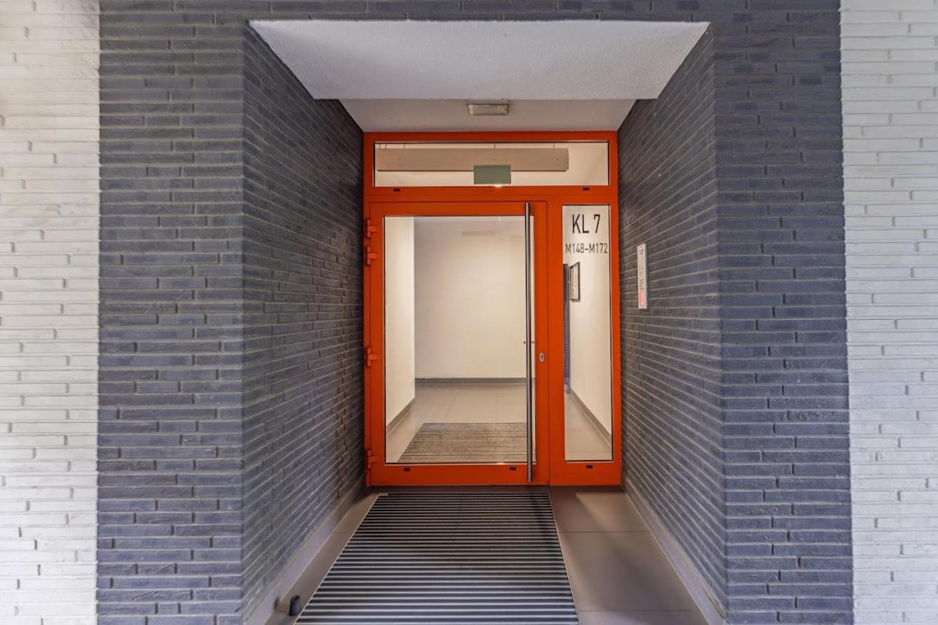 ורשה Fajny Apartament Z Parkingiem, Obok Metra. מראה חיצוני תמונה